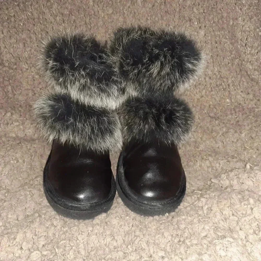 AUABP-Gracie-Black Leather Boots-Sheepskin Lining-Fox Fur Trim-Size 5-Excellent